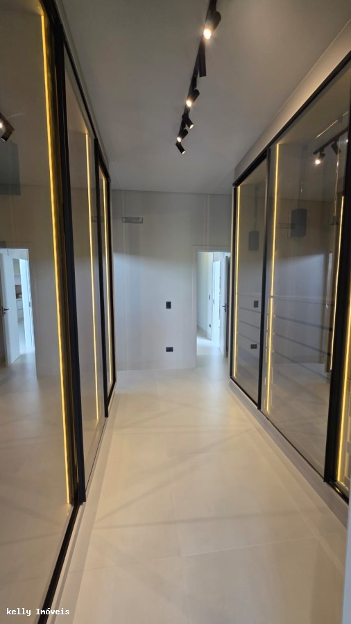 Casa, 4 quartos, 220 m² - Foto 11