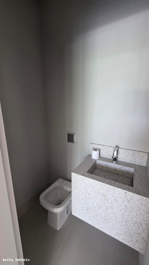 Casa, 4 quartos, 220 m² - Foto 23