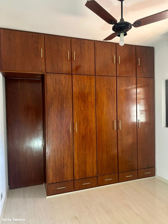 Casa, 3 quartos, 242 m² - Foto 6