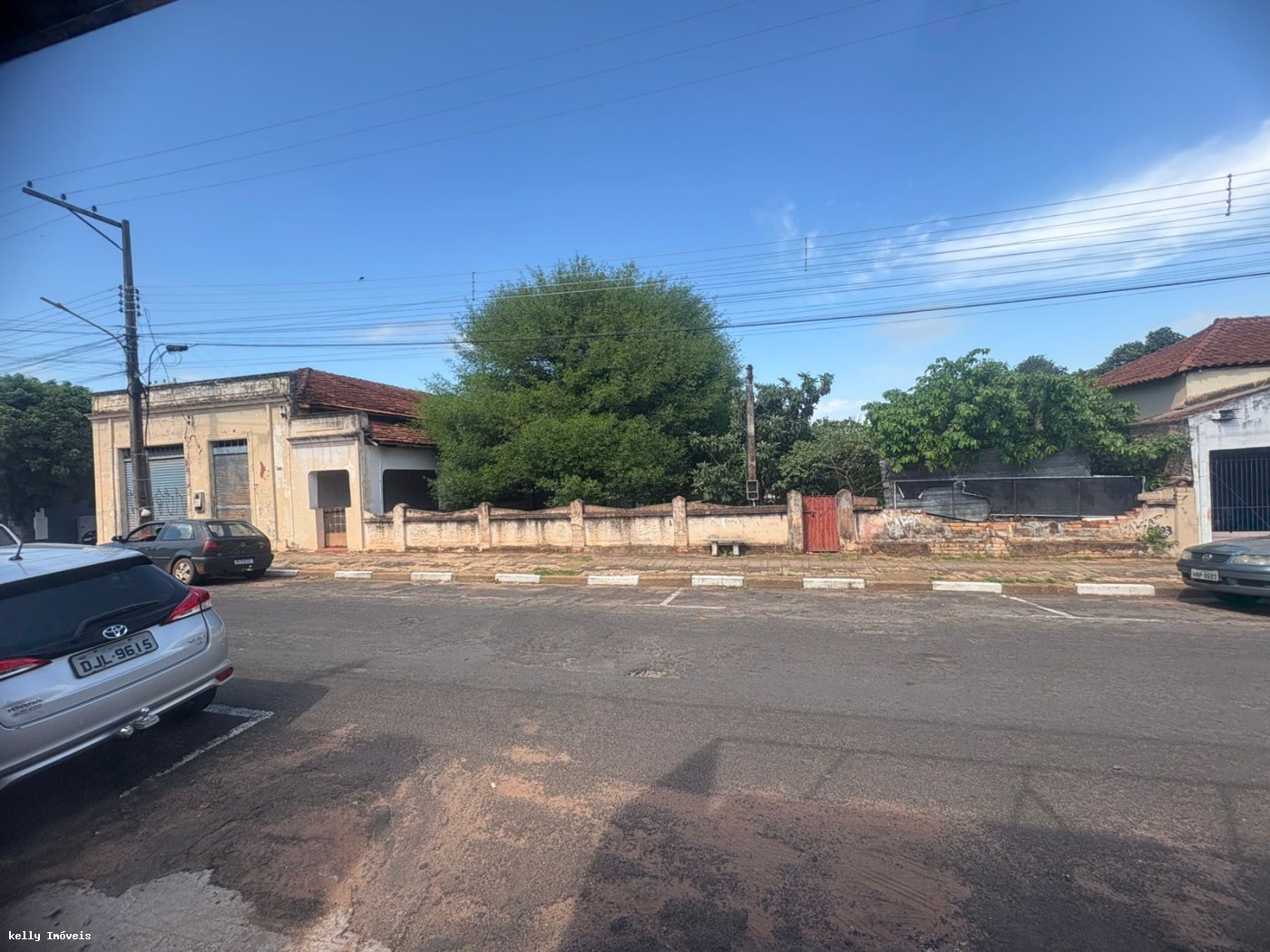 Loteamento e Condomínio, 900 m² - Foto 1