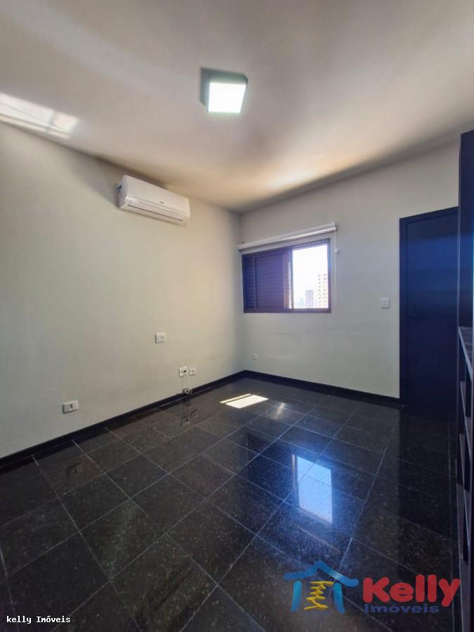 Apartamento, 3 quartos, 240 m² - Foto 13