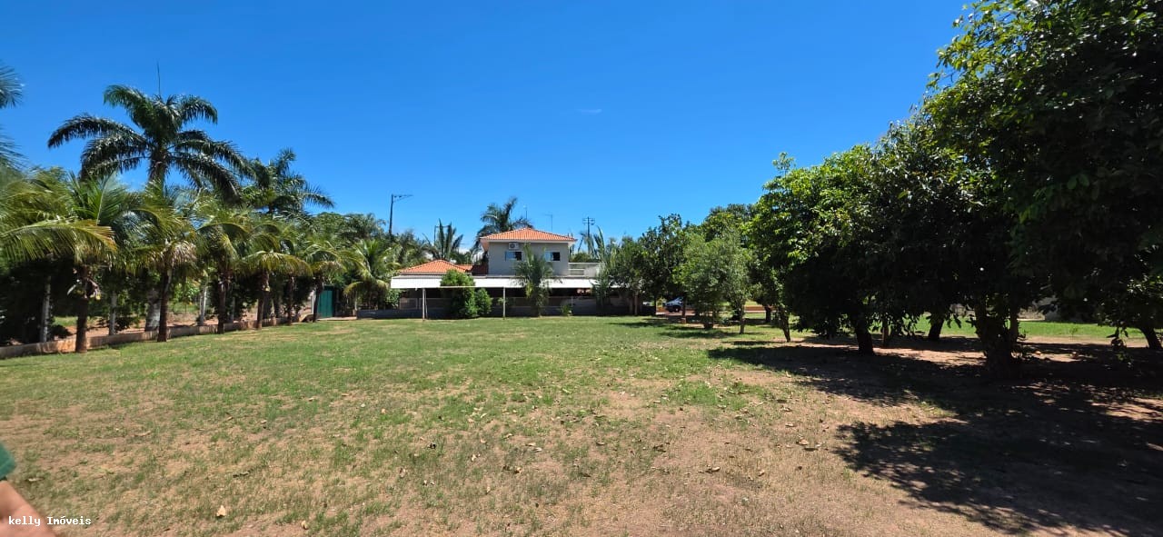 Chácara, 3 quartos, 672 m² - Foto 1