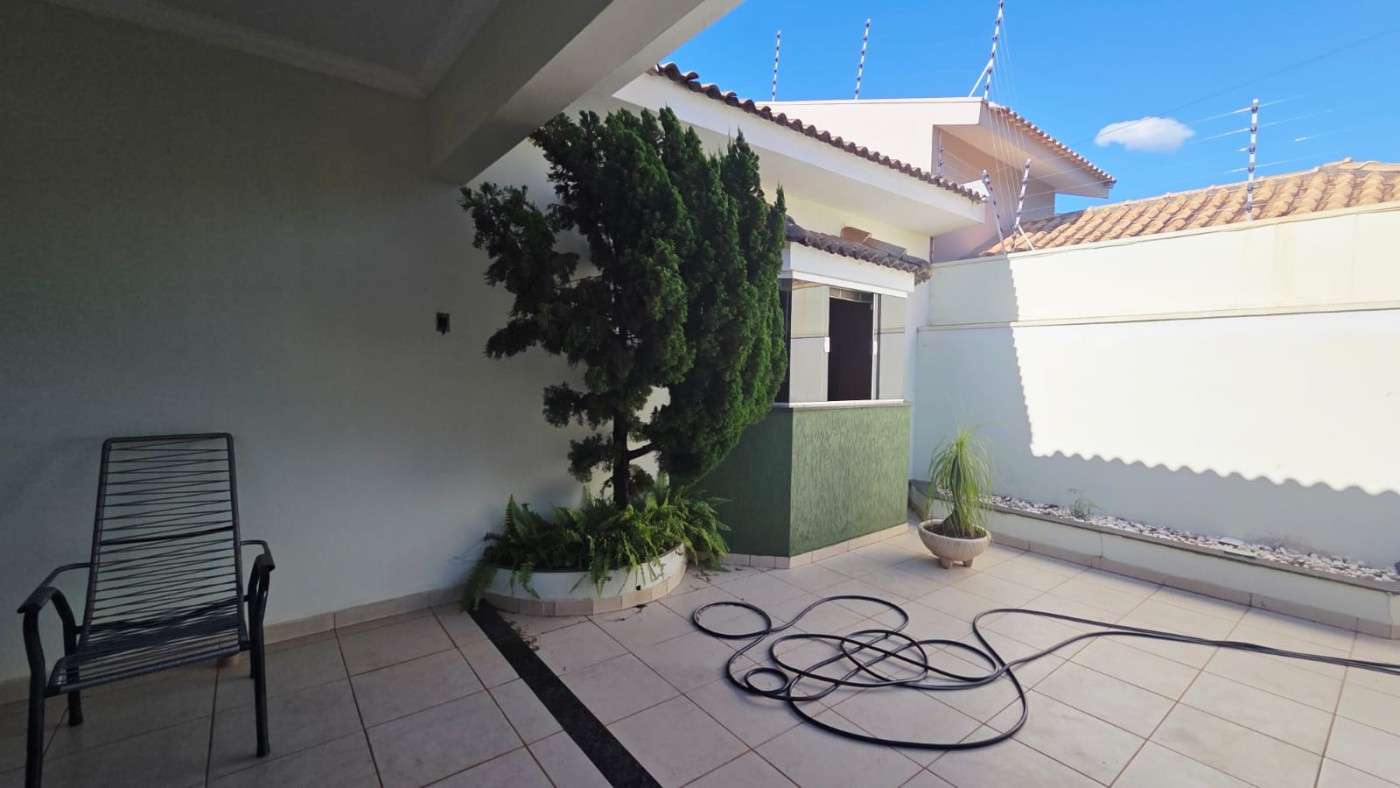 Casa, 3 quartos, 179 m² - Foto 4