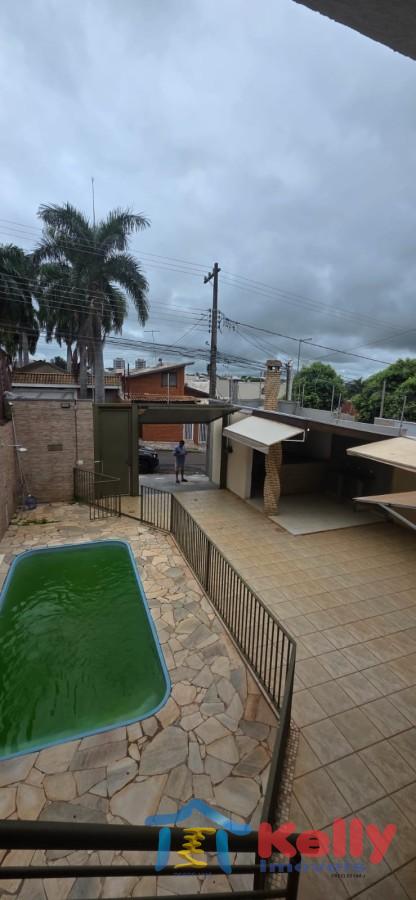 Casa, 5 quartos, 176 m² - Foto 2