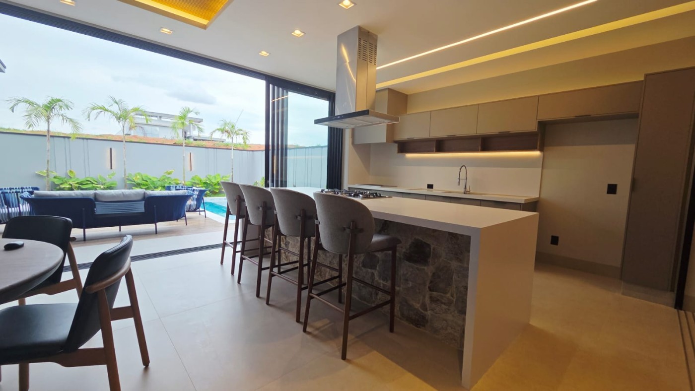 Casa, 3 quartos, 260 m² - Foto 15