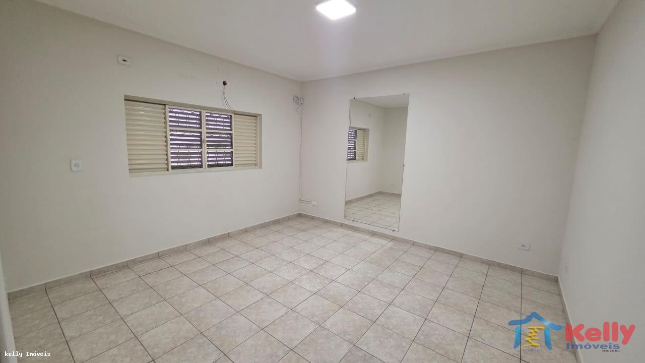 Casa, 3 quartos, 180 m² - Foto 11
