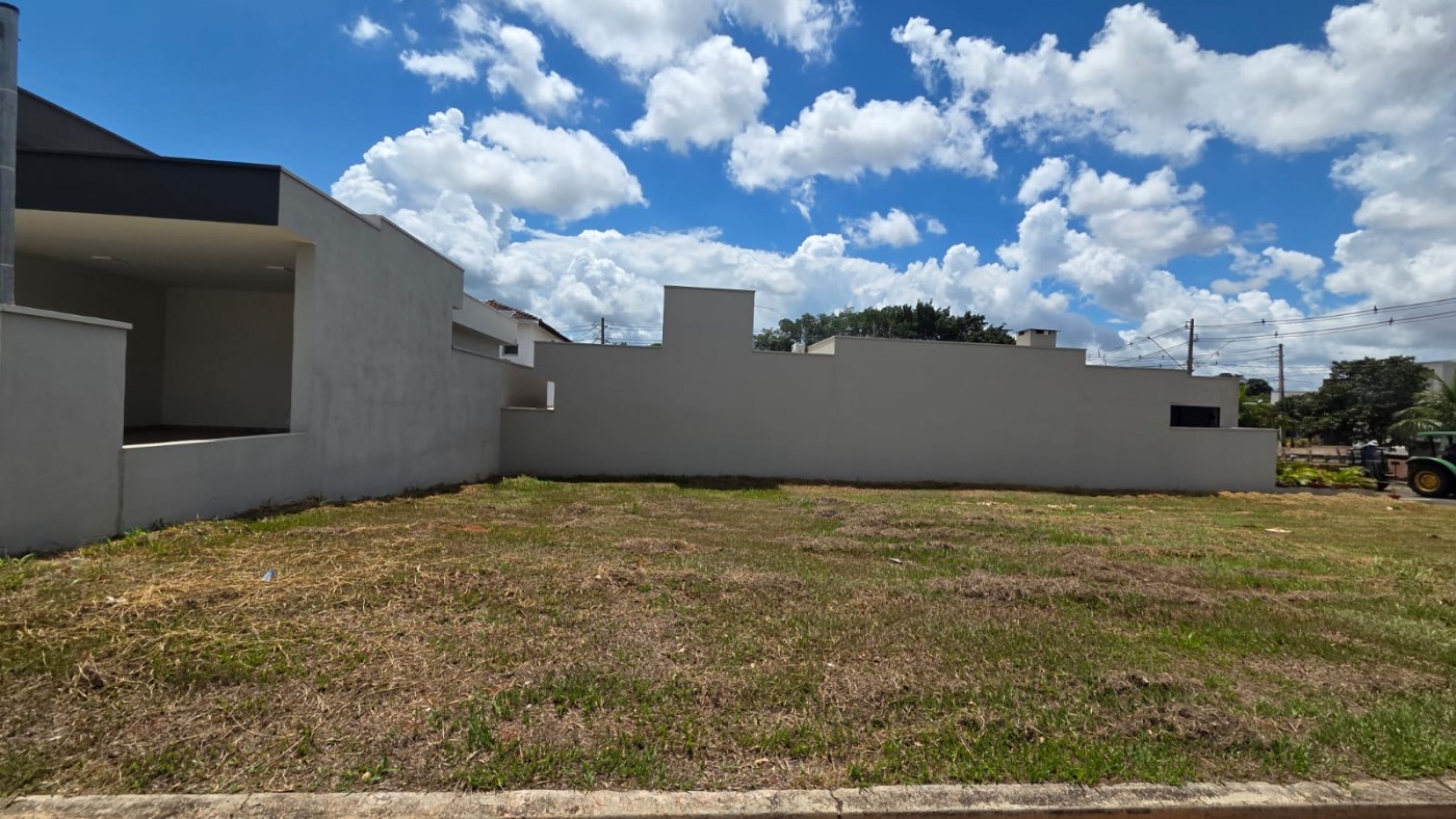 Terreno, 240 m² - Foto 1