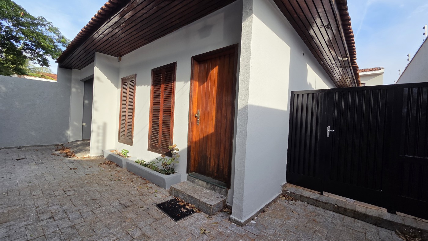 Casa, 5 quartos, 185 m² - Foto 2