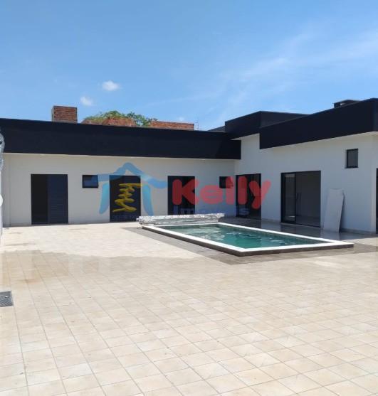 Casa, 3 quartos, 136 m² - Foto 1