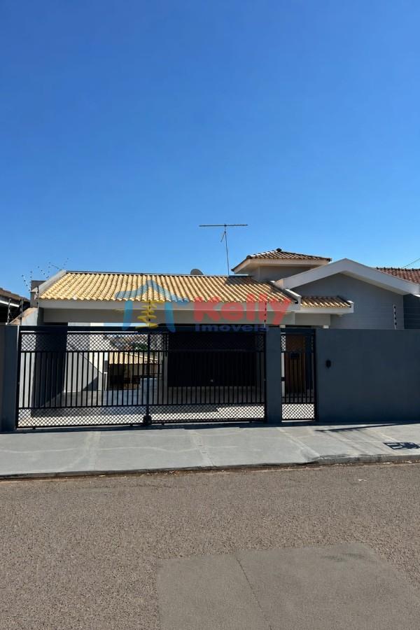 Casa, 3 quartos, 200 m² - Foto 1